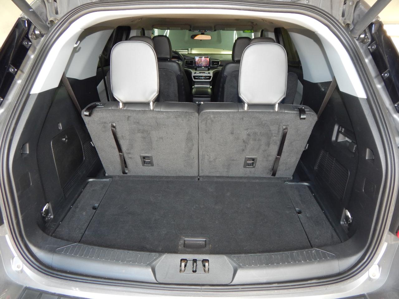 Ford Explorer XLT 4WD 2023