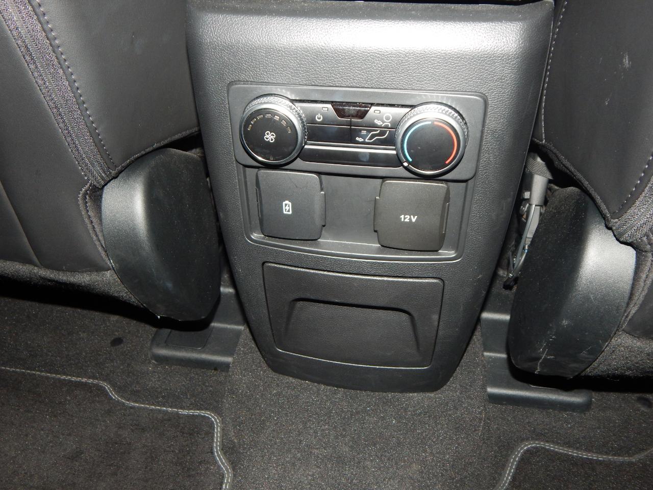 Ford Explorer XLT 4WD 2023