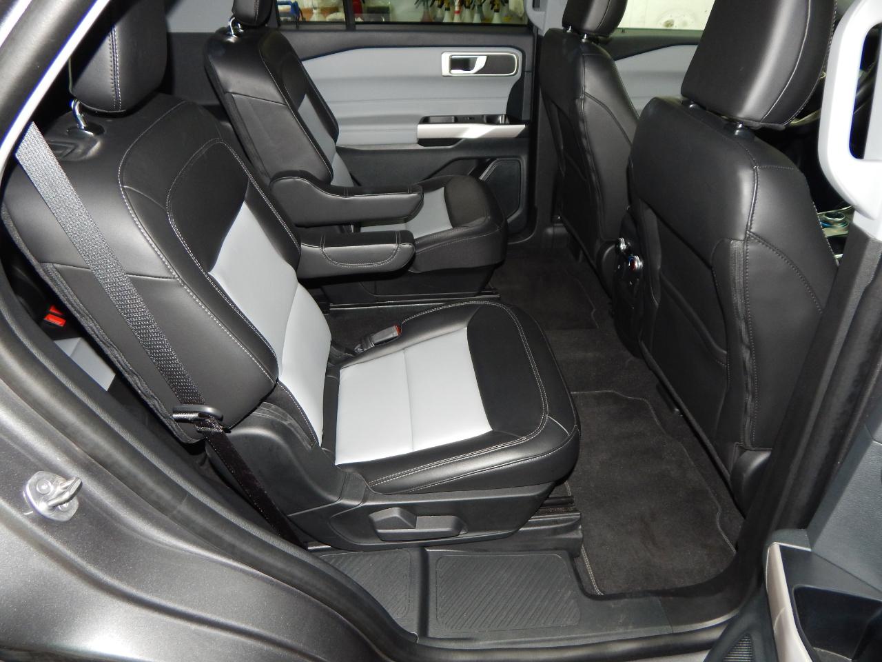 Ford Explorer XLT 4WD 2023
