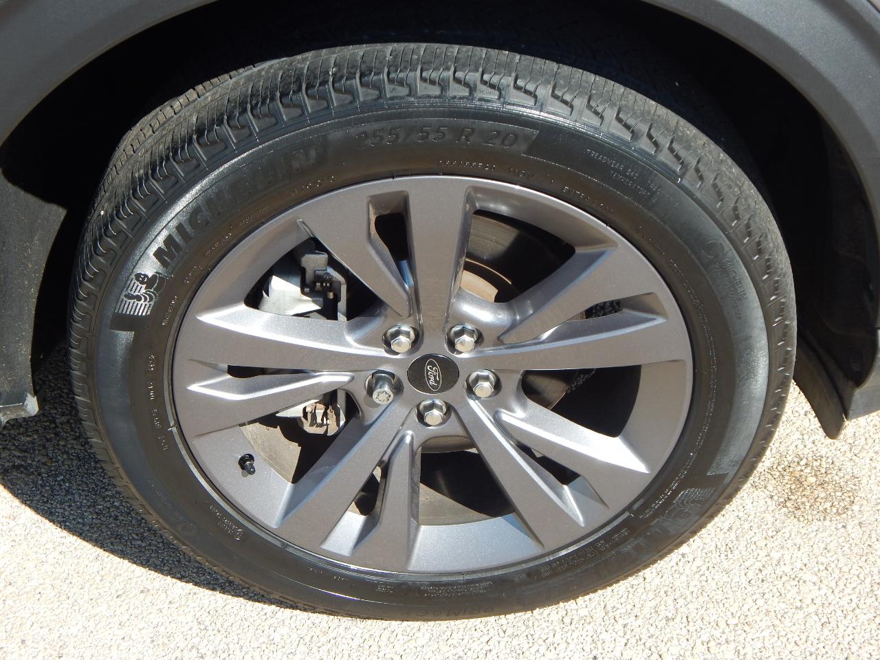 Ford Explorer XLT 4WD 2023