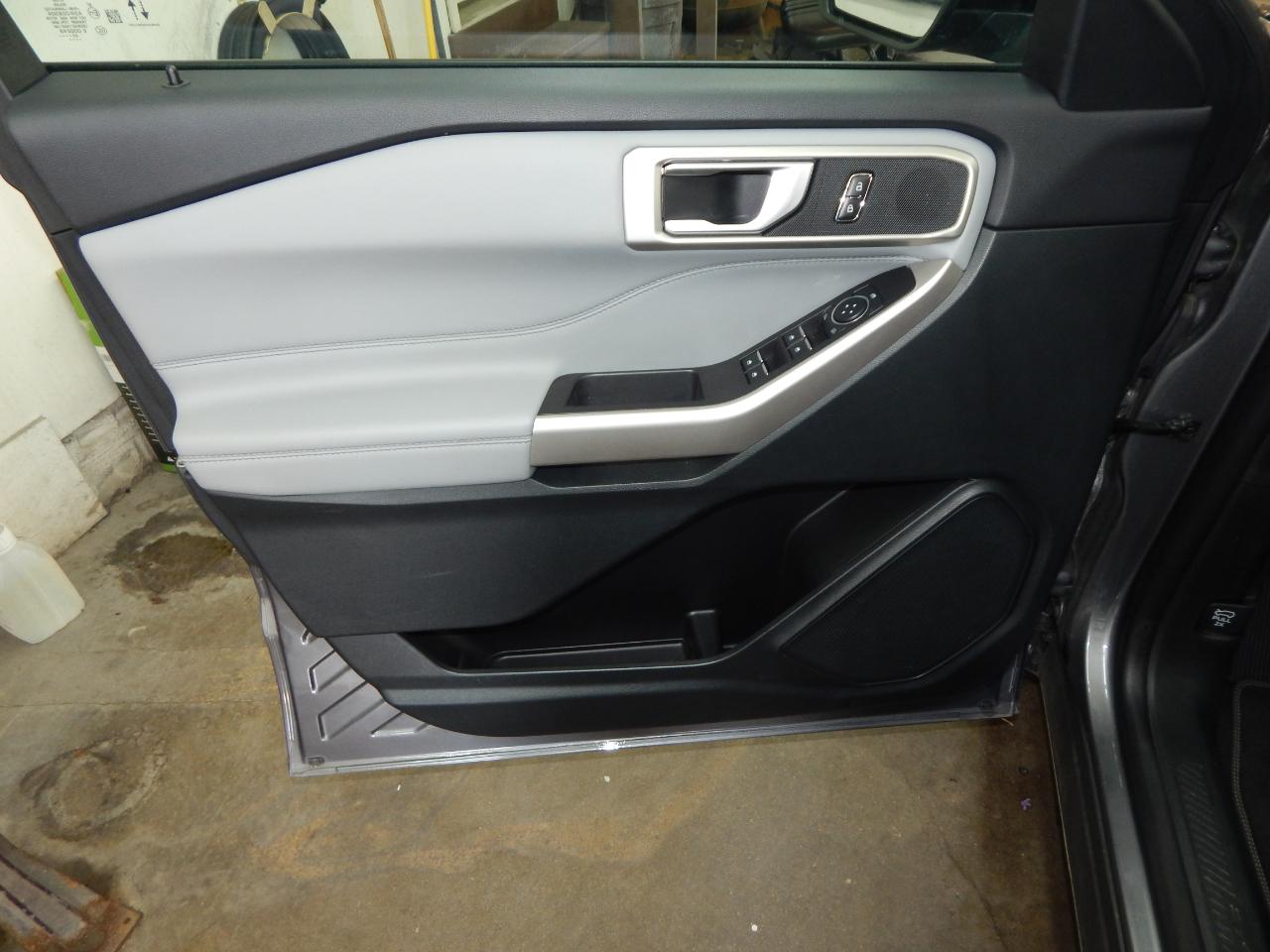 Ford Explorer XLT 4WD 2023