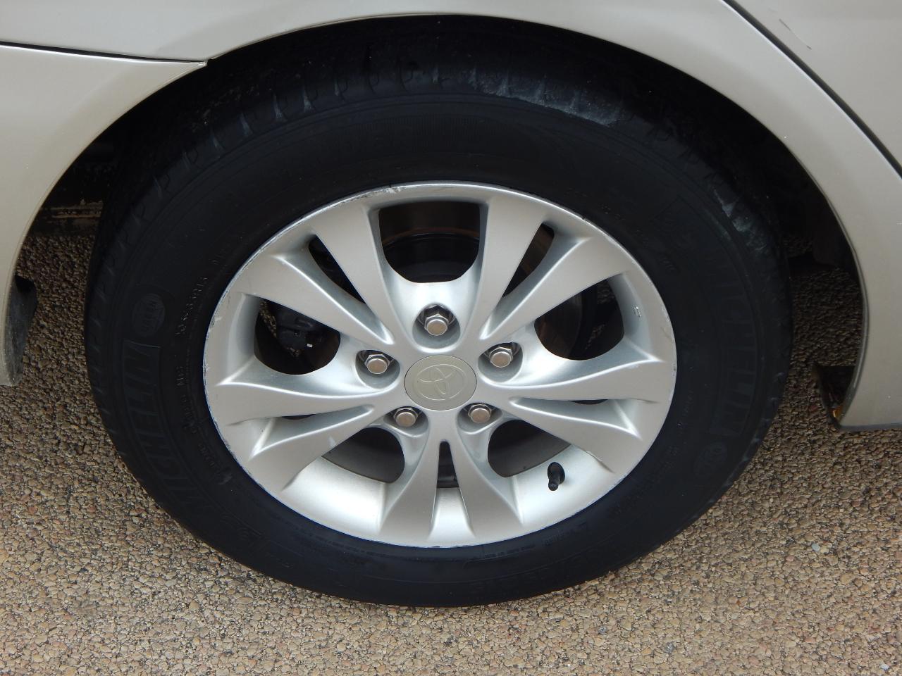 Toyota Camry 4dr Sdn LE V6 Auto (Natl) 2006