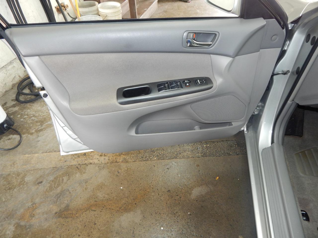 Toyota Camry 4dr Sdn LE V6 Auto (Natl) 2006