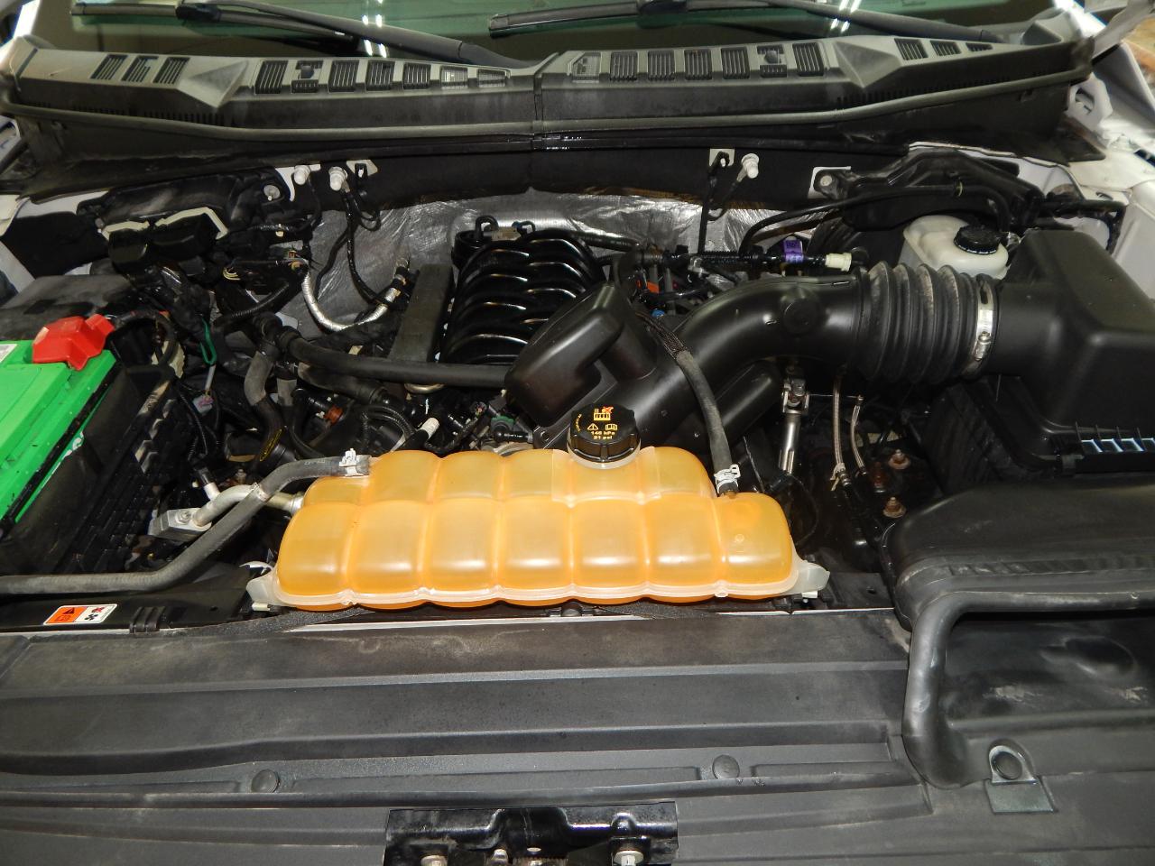 Ford F-150 4WD SuperCrew 145" XLT 2015
