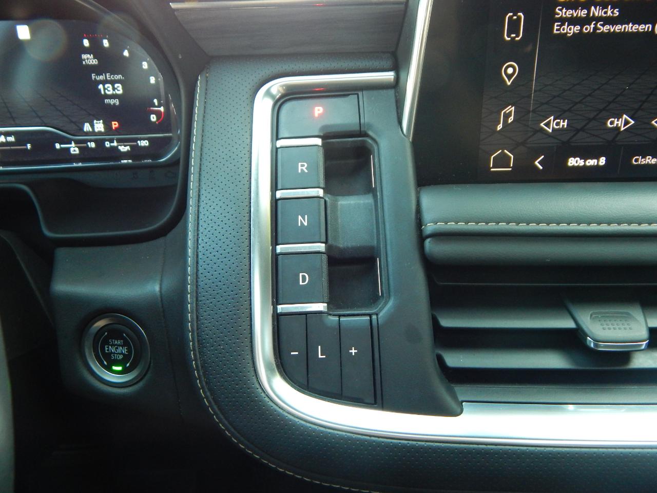 GMC Yukon 4WD 4dr SLT 2022