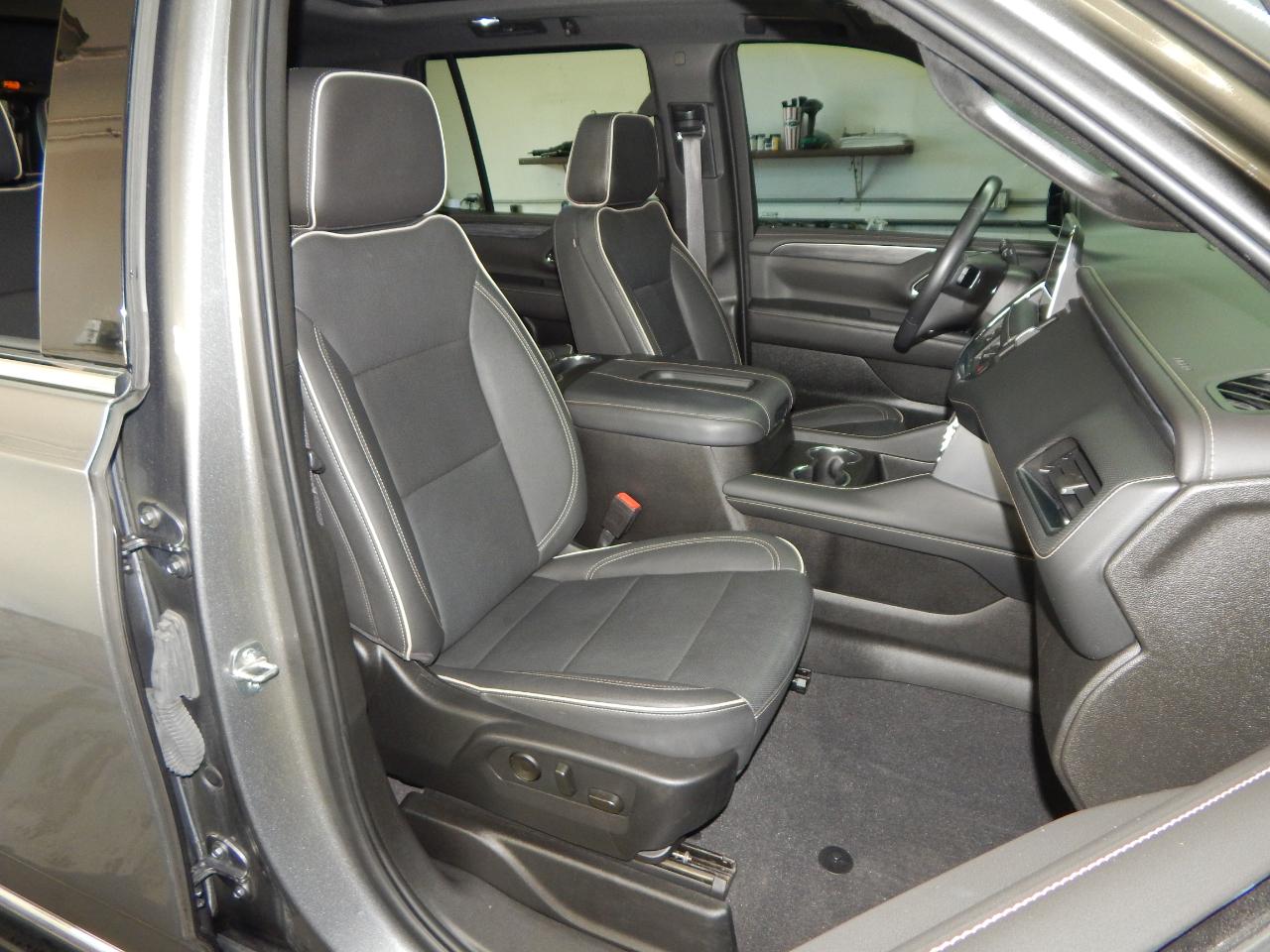 GMC Yukon 4WD 4dr SLT 2022