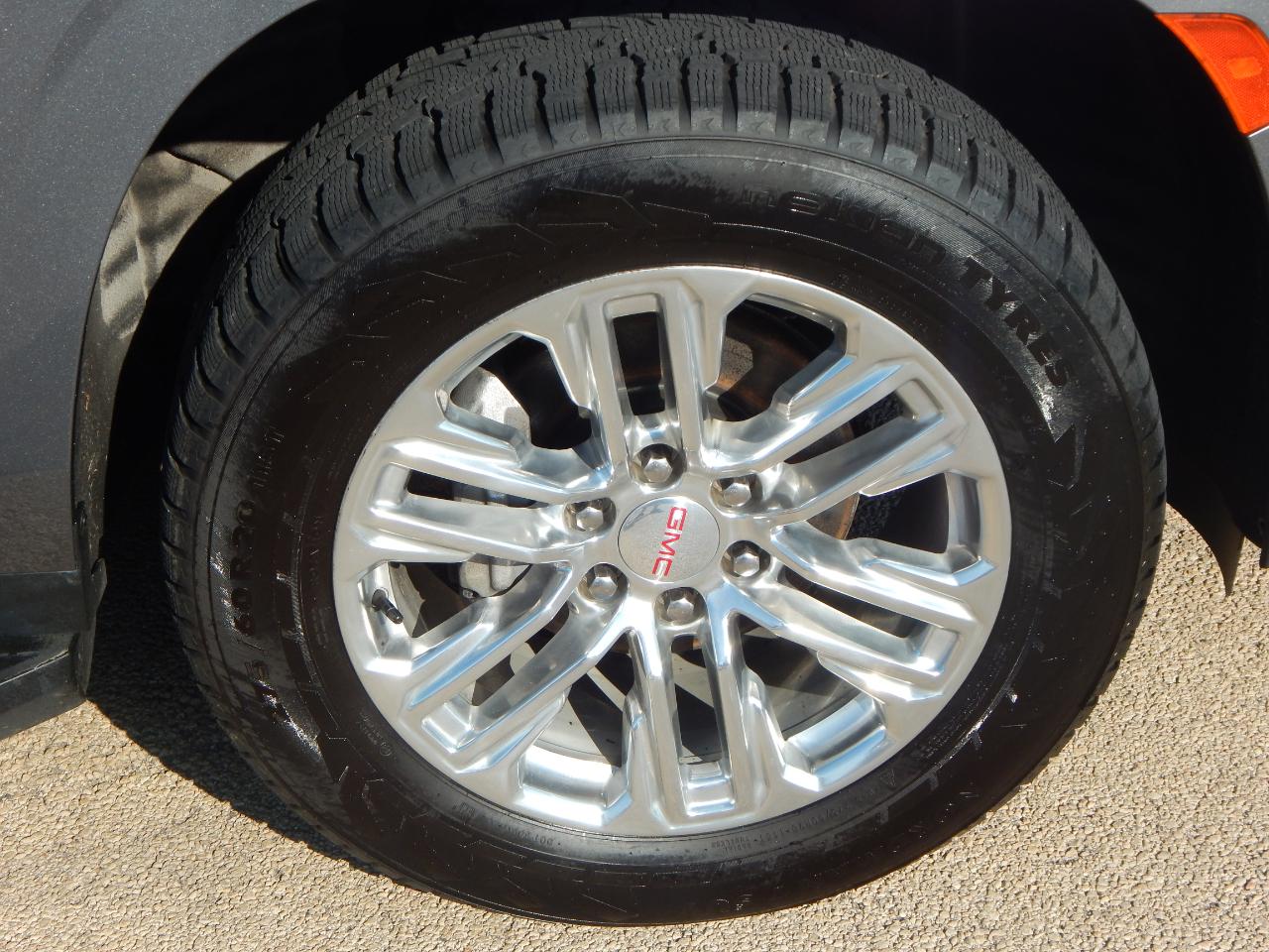 GMC Yukon 4WD 4dr SLT 2022