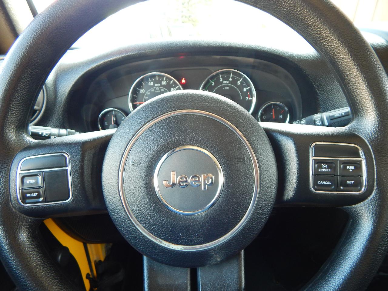 Jeep Wrangler 4WD 2dr Sport 2015