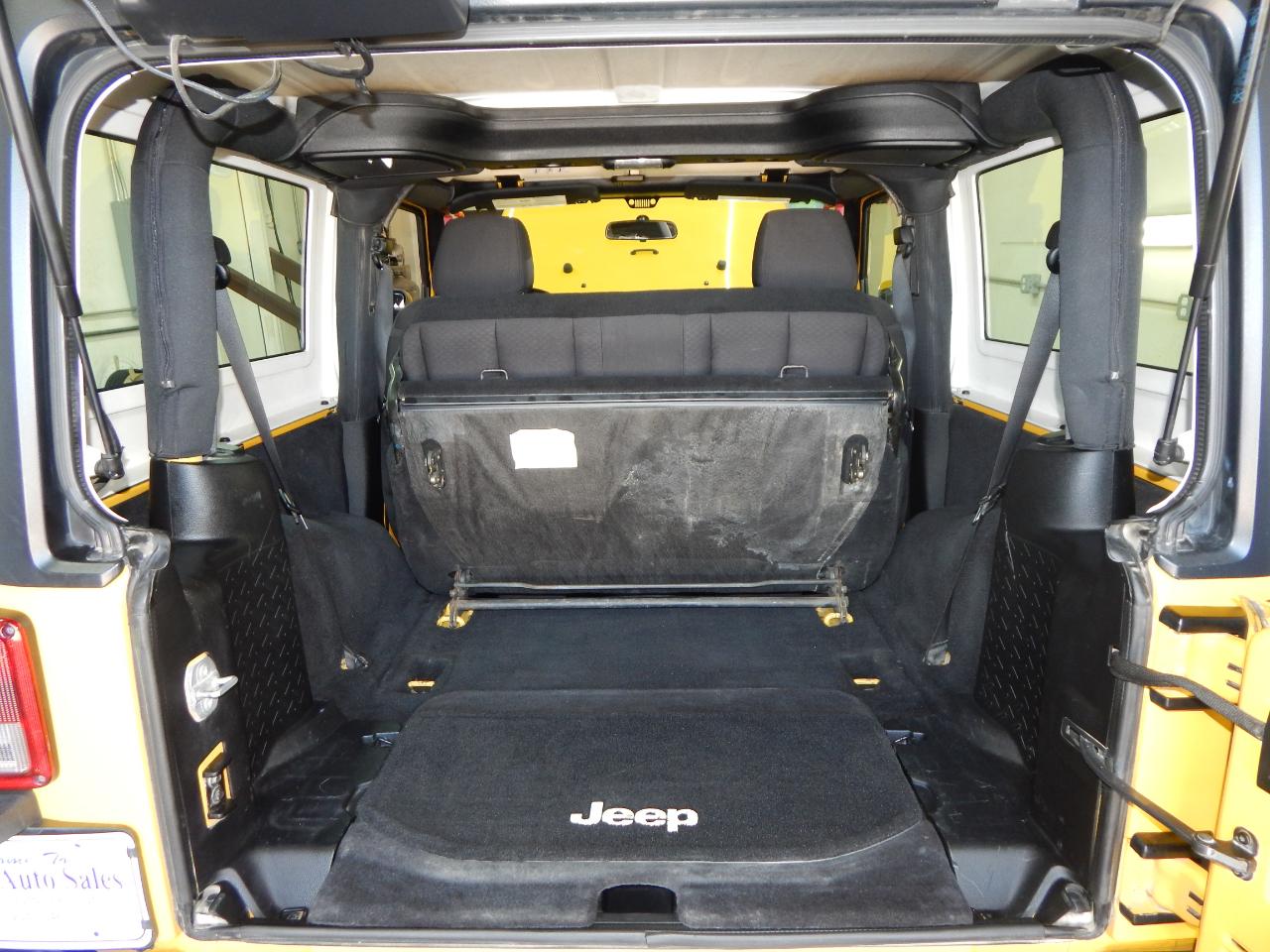 Jeep Wrangler 4WD 2dr Sport 2015