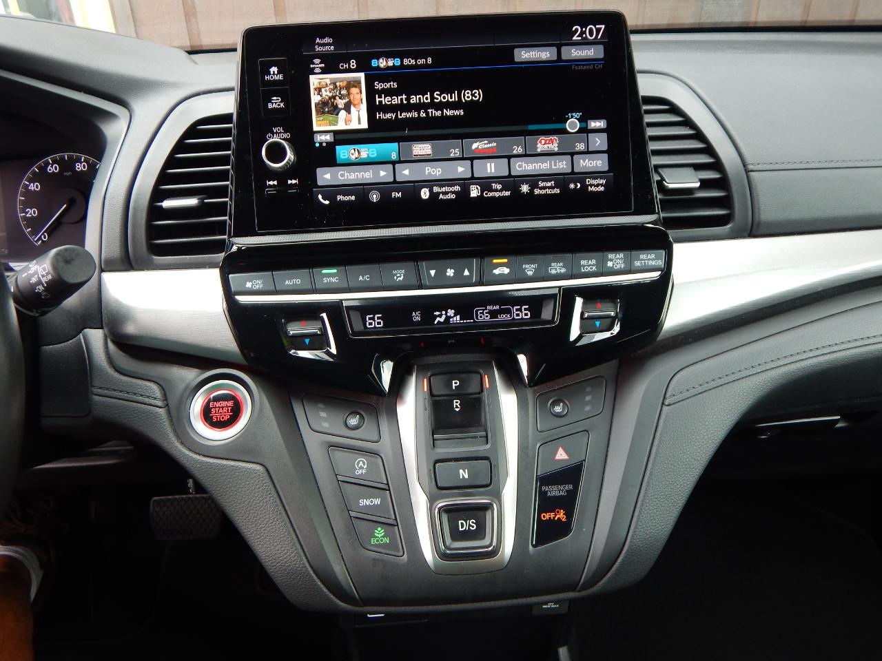 Honda Odyssey Sport-L Auto 2025