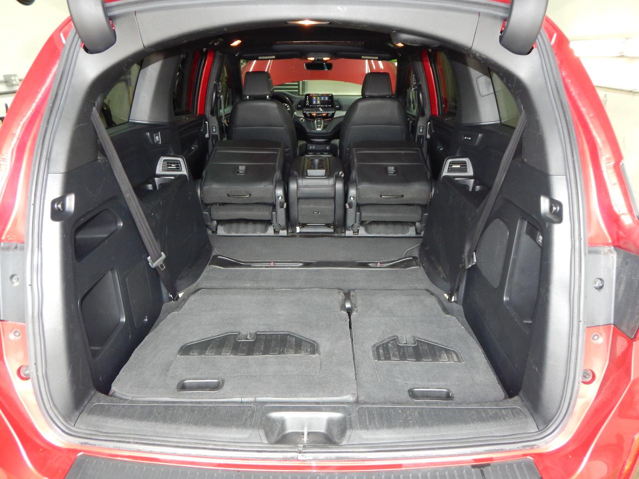 Honda Odyssey Sport-L Auto 2025