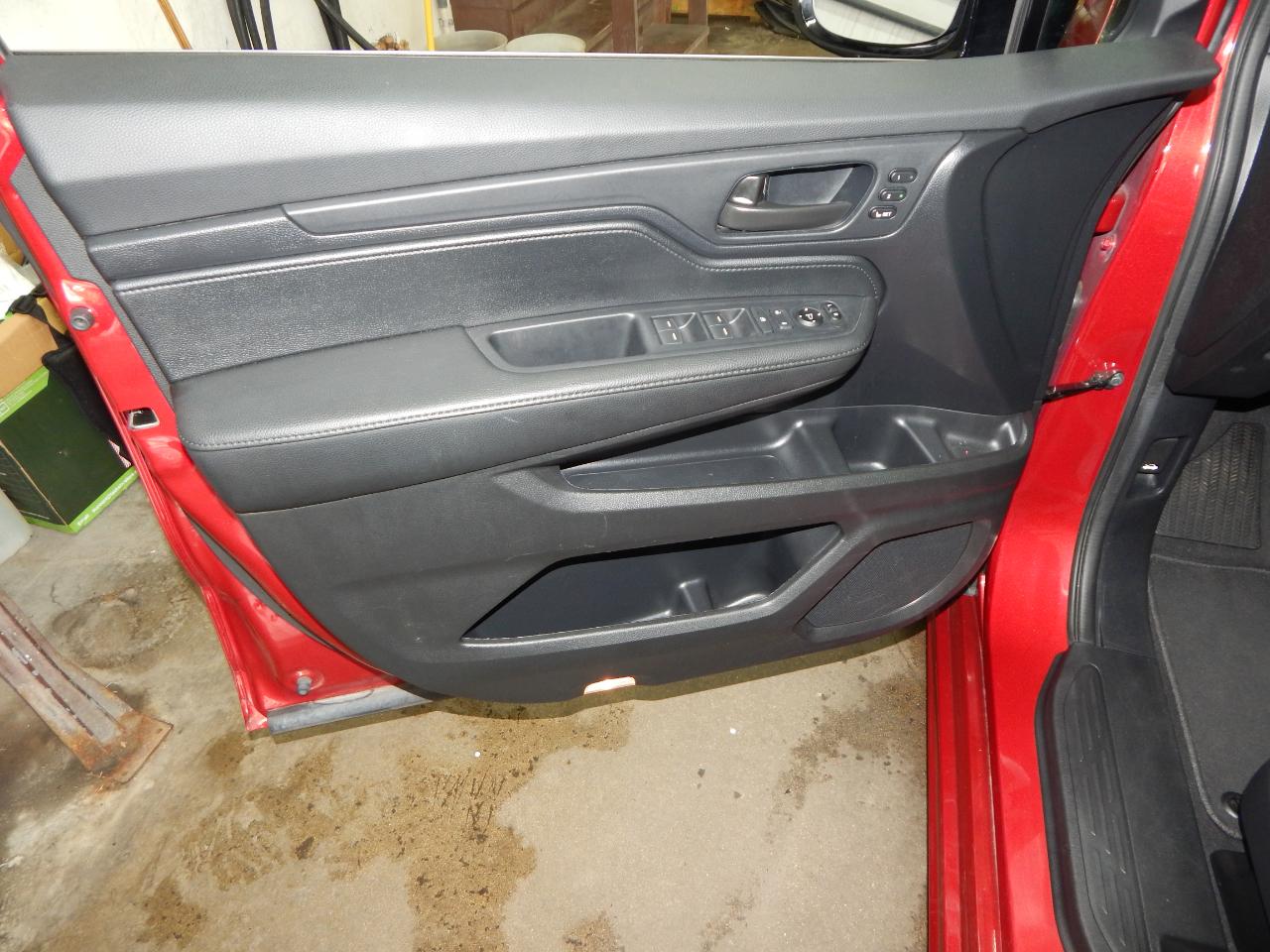 Honda Odyssey Sport-L Auto 2025