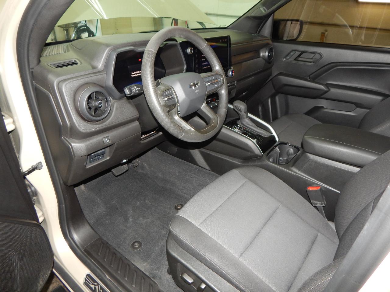 Chevrolet Colorado 4WD Crew Cab Trail Boss 2024