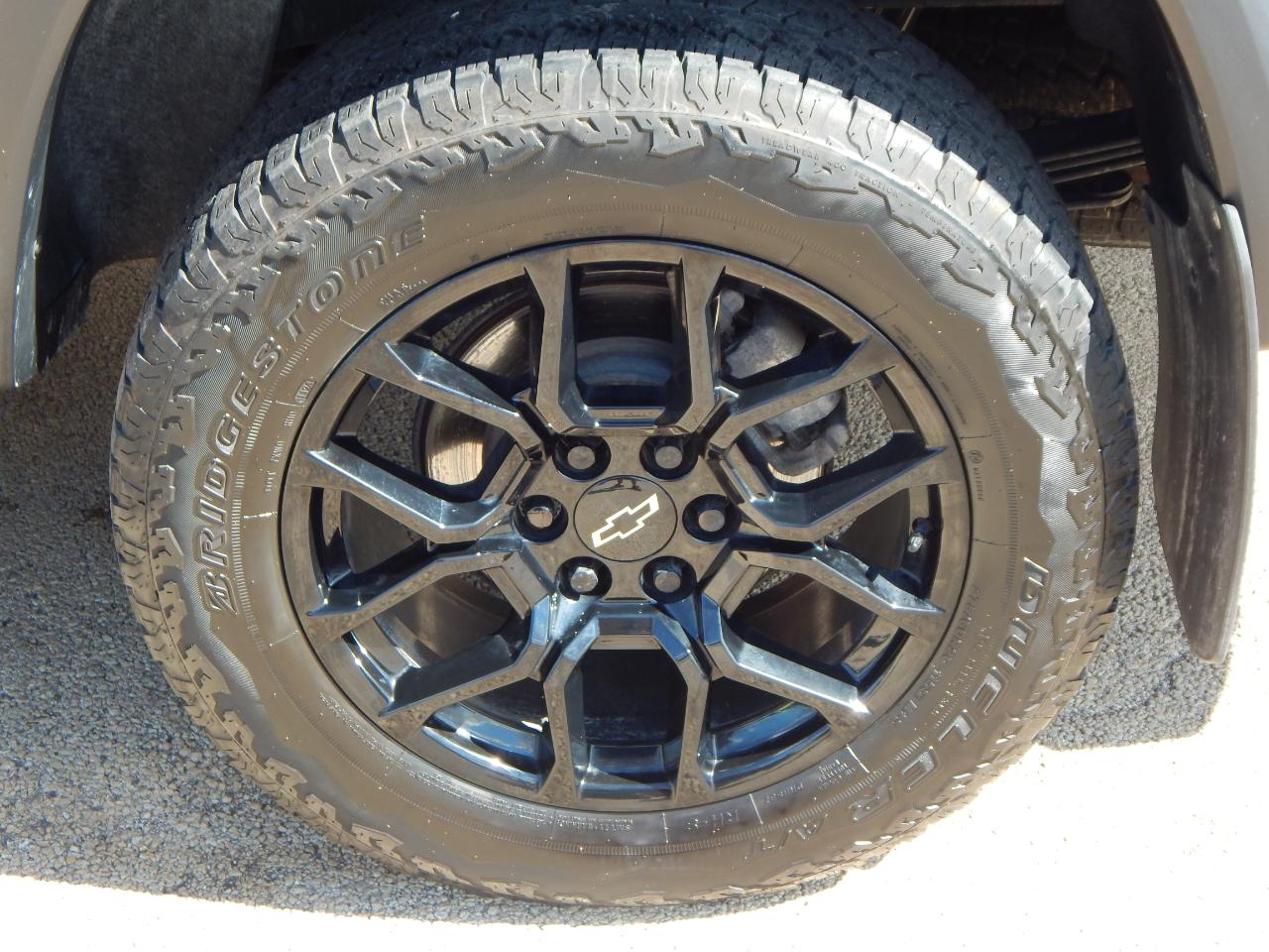 Chevrolet Colorado 4WD Crew Cab Trail Boss 2024