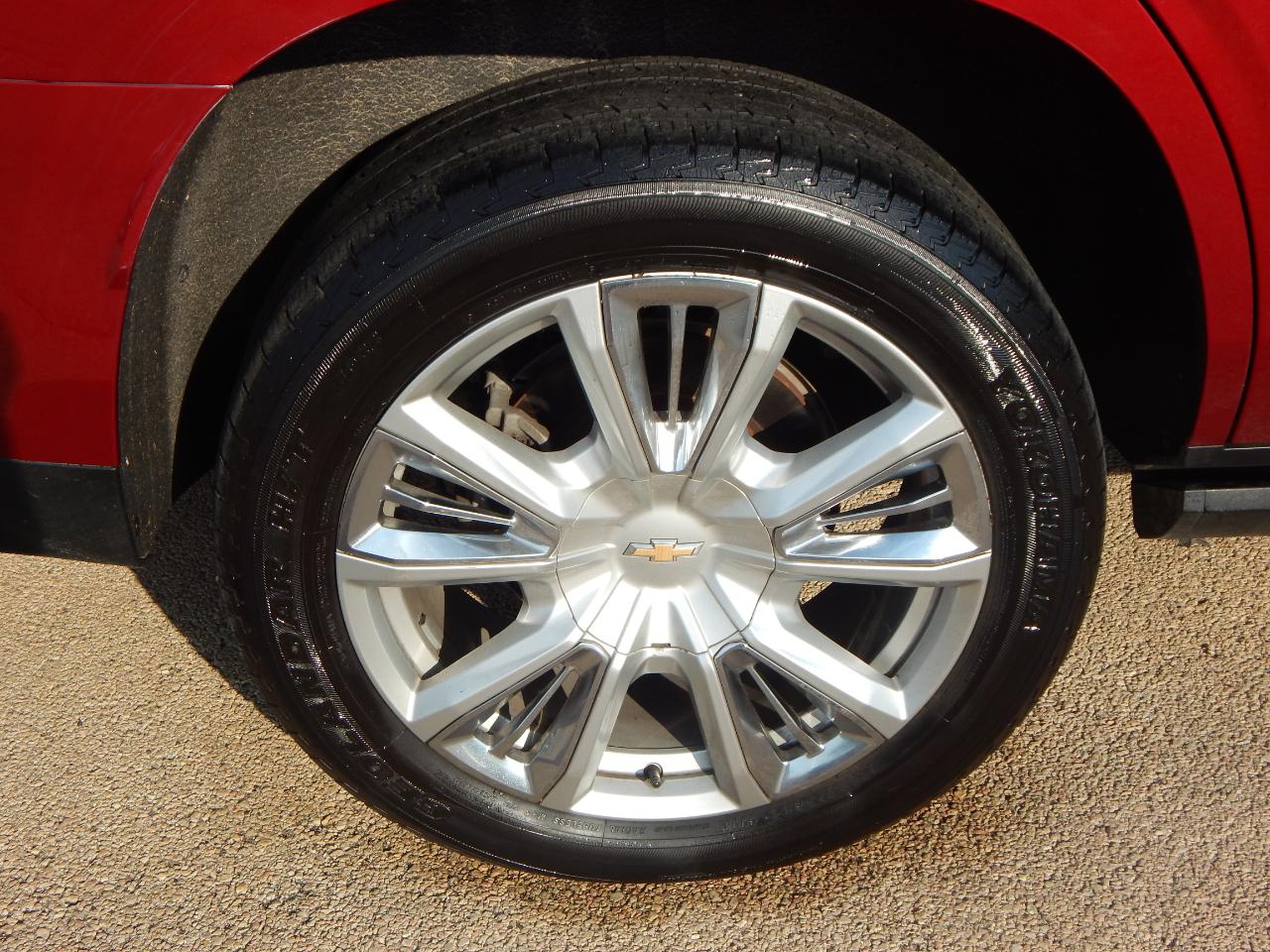 Chevrolet Tahoe 4WD 4dr High Country 2021