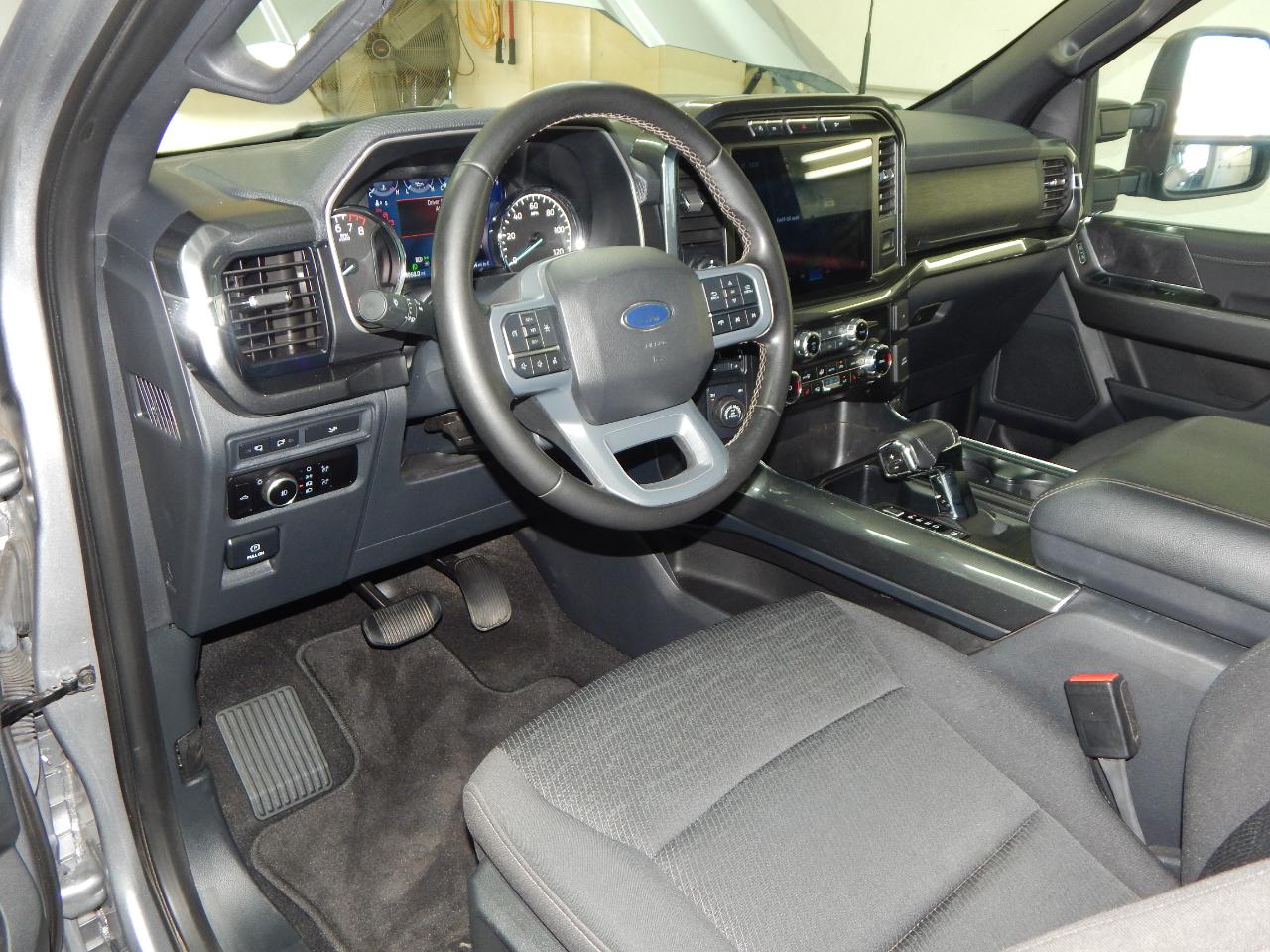 Ford F-150 XLT 4WD SuperCrew 5.5' Box 2023