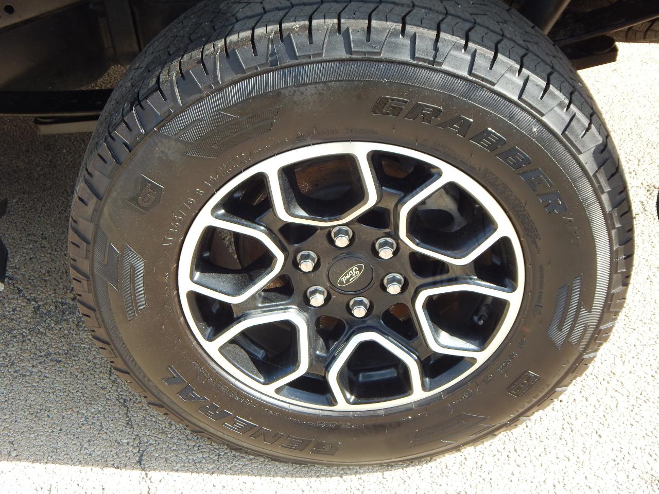 Ford F-150 XLT 4WD SuperCrew 5.5' Box 2023