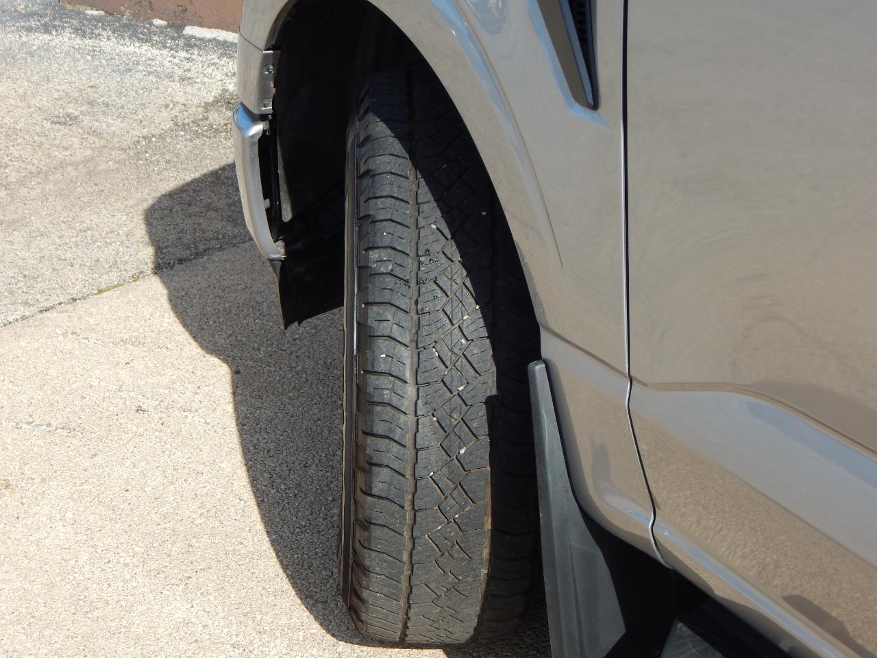 Ford F-150 XLT 4WD SuperCrew 5.5' Box 2023