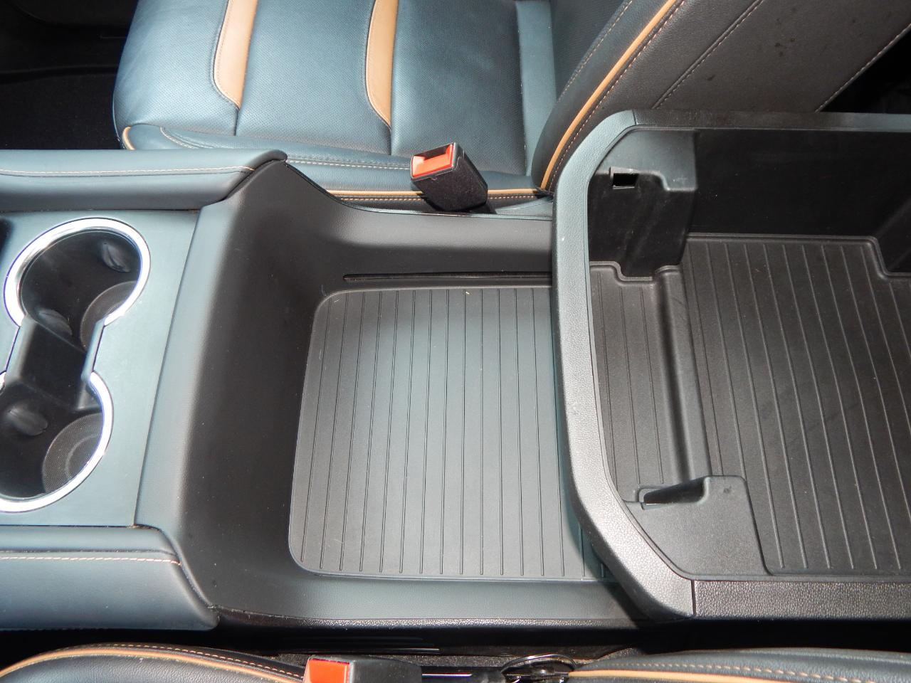 GMC Yukon XL 4WD 4dr AT4 2023