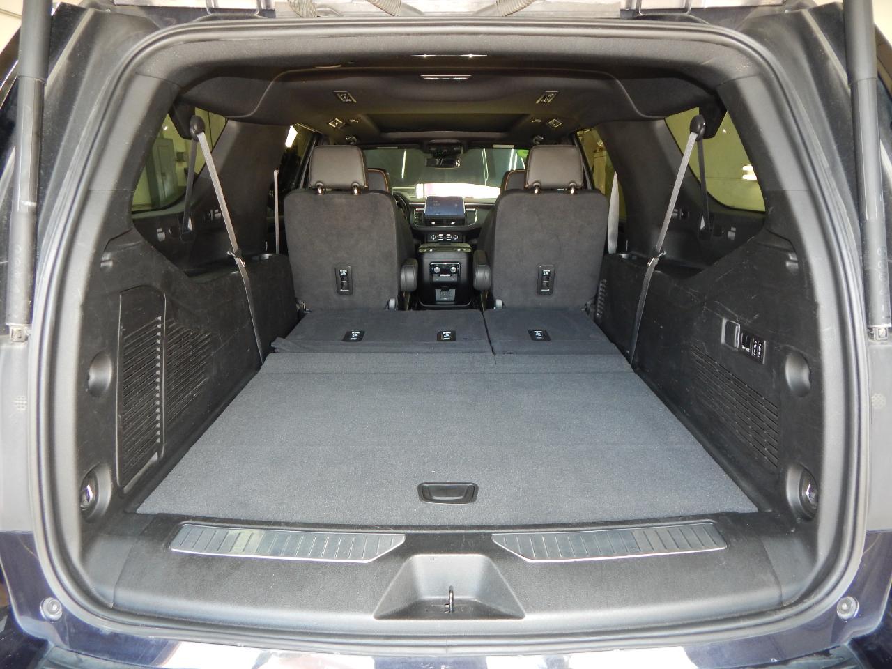 GMC Yukon XL 4WD 4dr AT4 2023