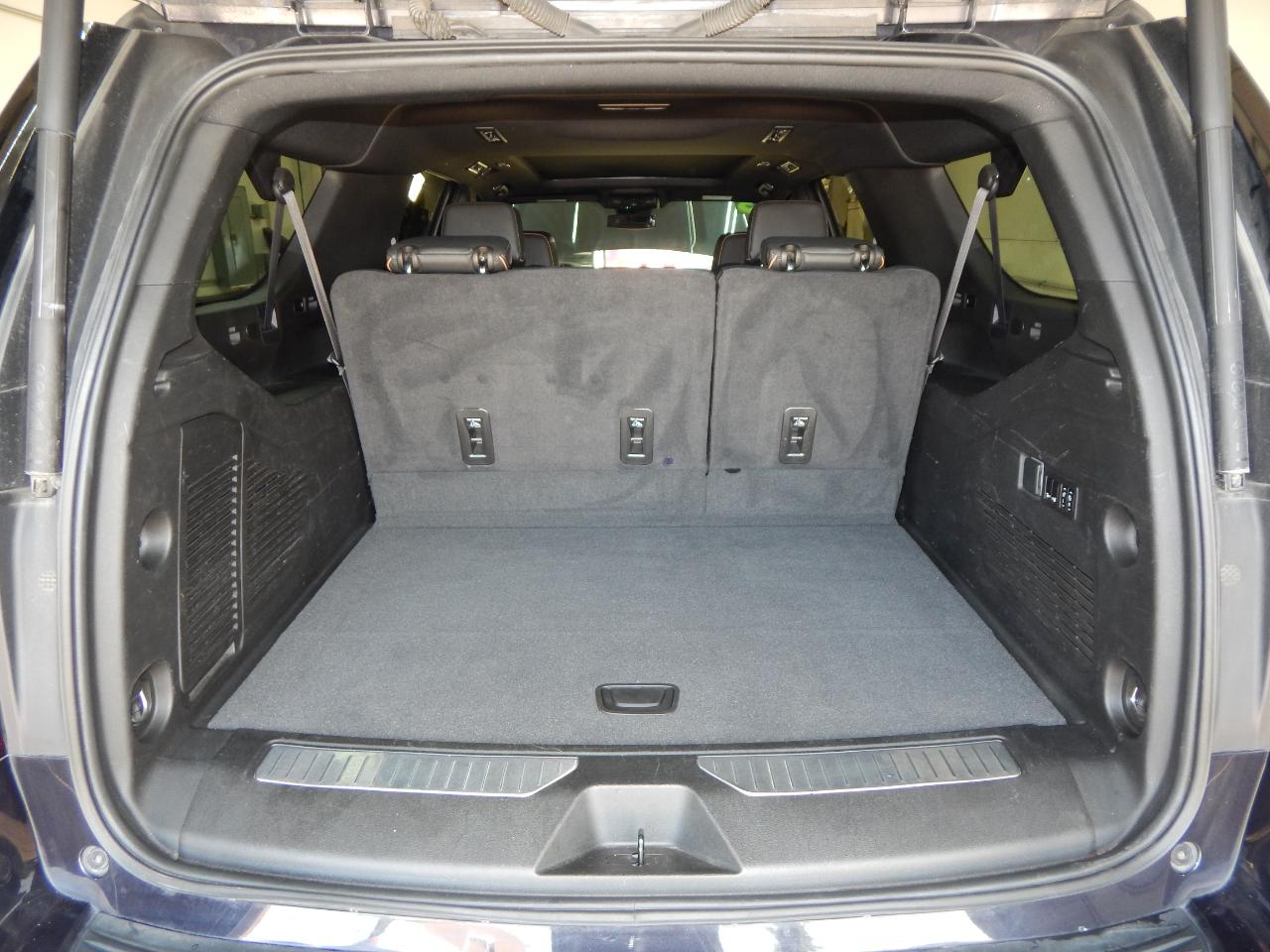 GMC Yukon XL 4WD 4dr AT4 2023