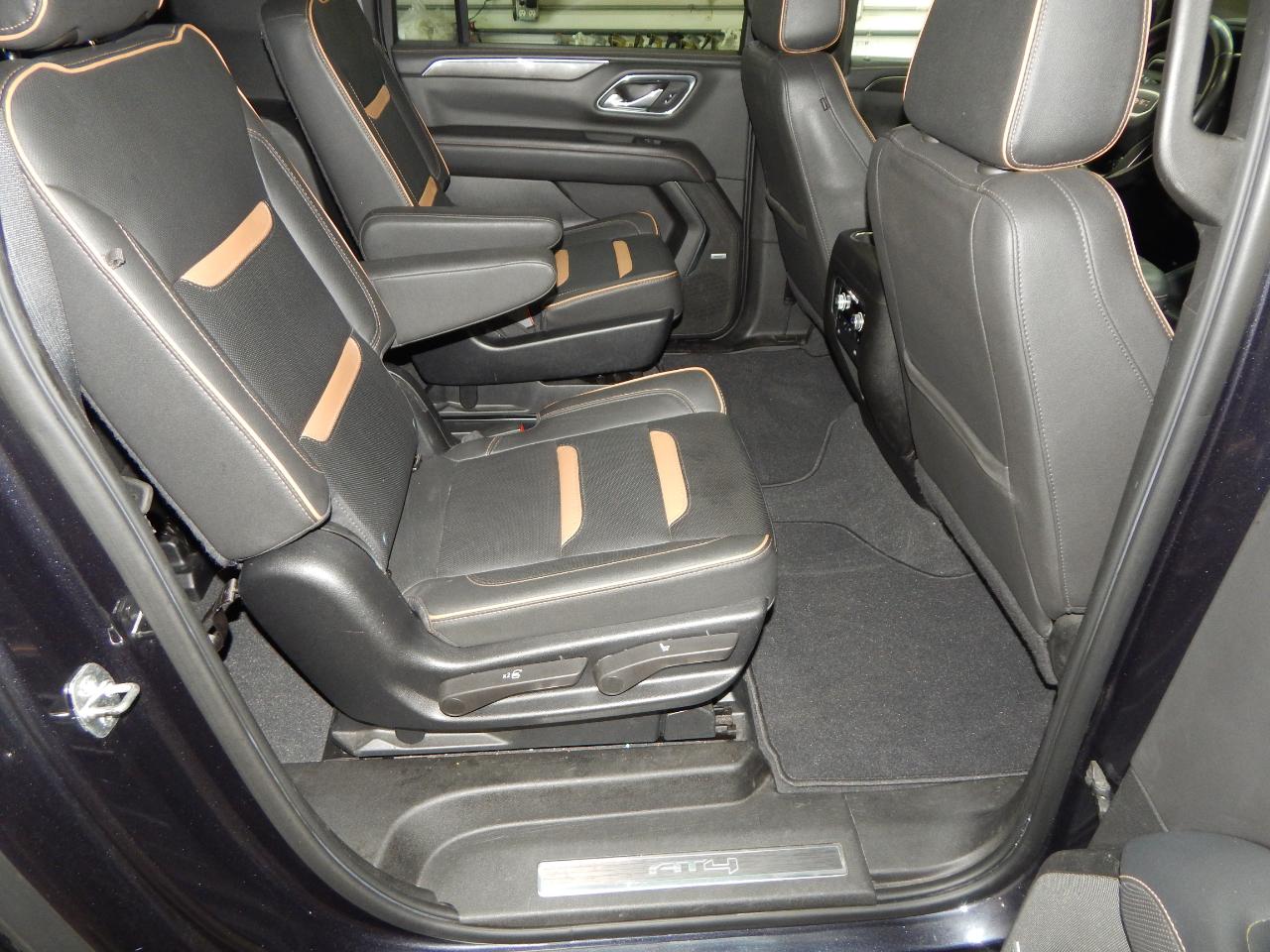 GMC Yukon XL 4WD 4dr AT4 2023