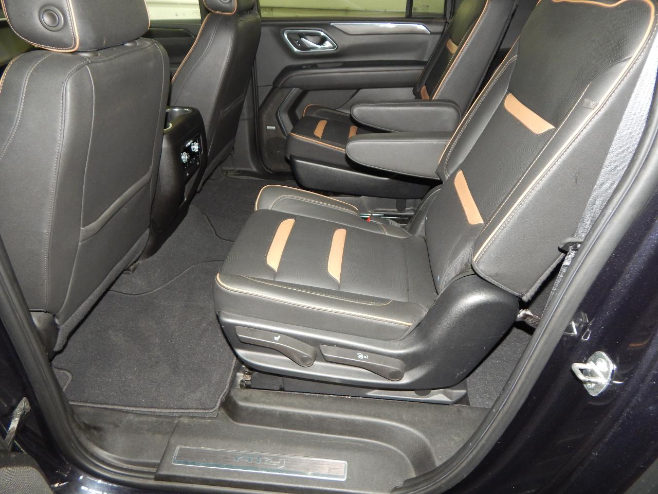 GMC Yukon XL 4WD 4dr AT4 2023