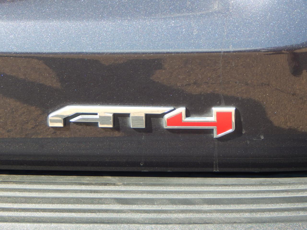 GMC Yukon XL 4WD 4dr AT4 2023