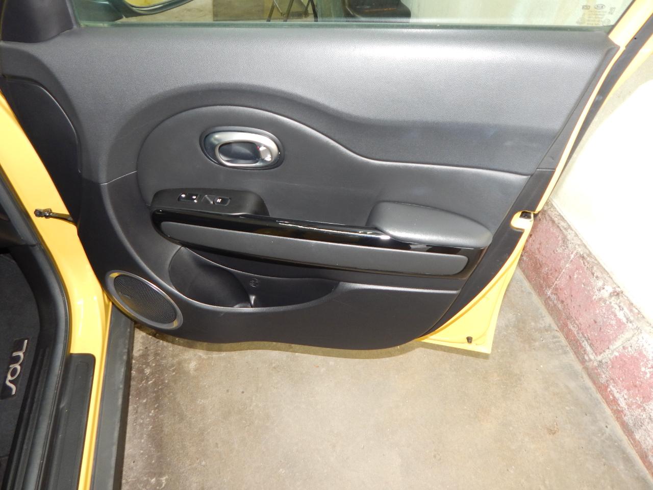Kia Soul 5dr Wgn Auto + 2014