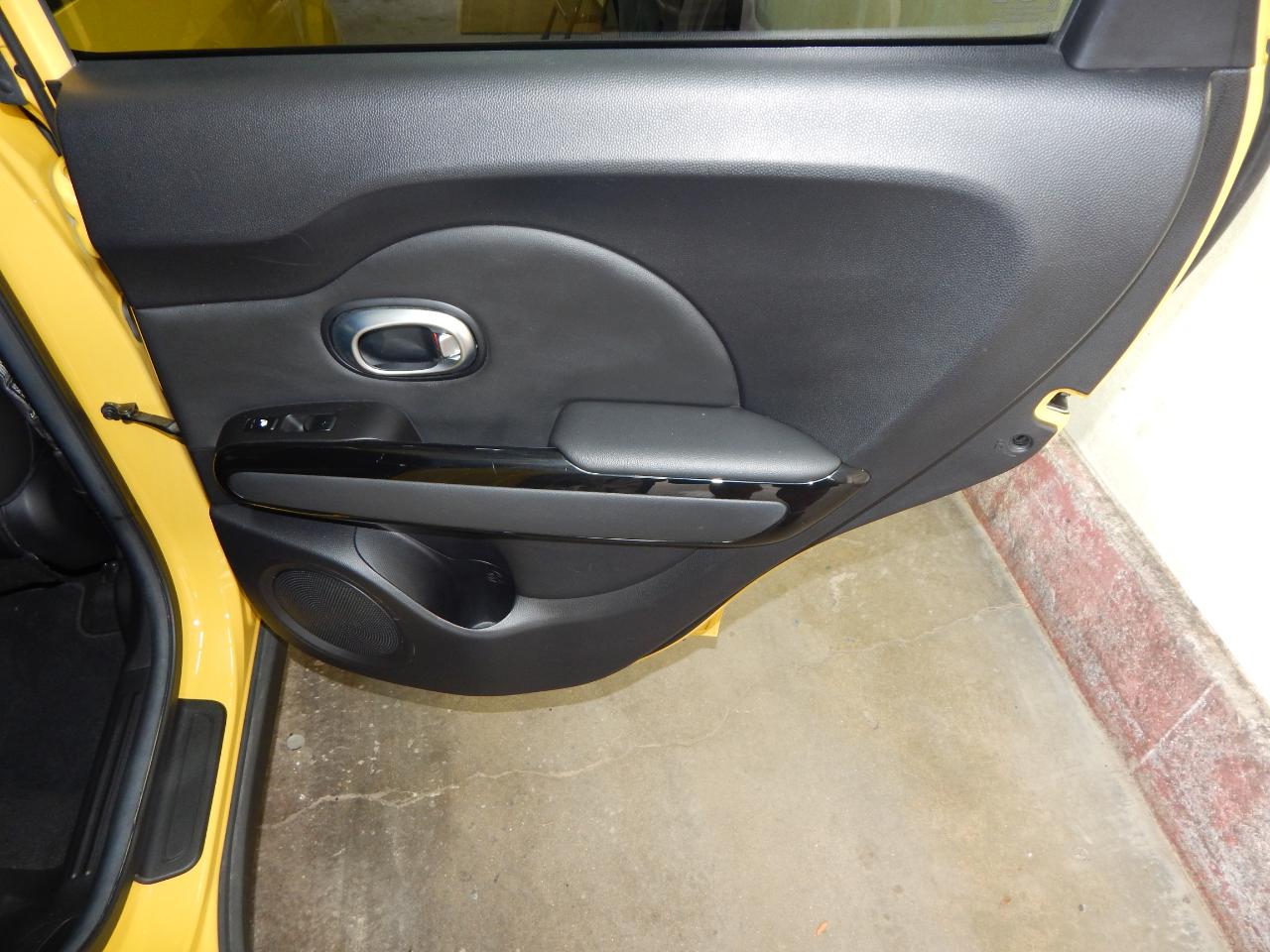 Kia Soul 5dr Wgn Auto + 2014