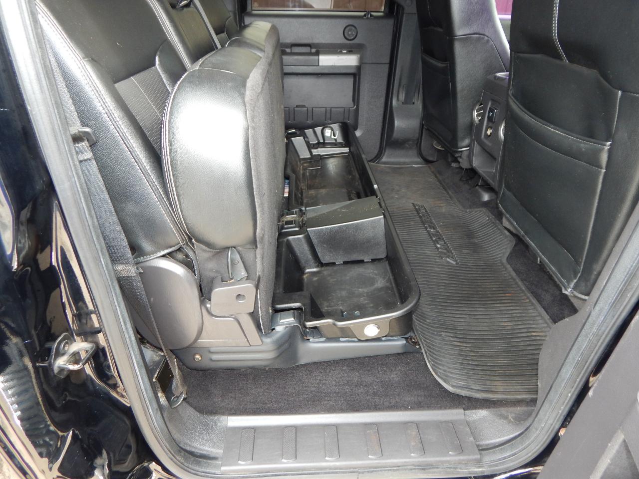 Ford Super Duty F-350 DRW 4WD Crew Cab 172" Lariat 2016