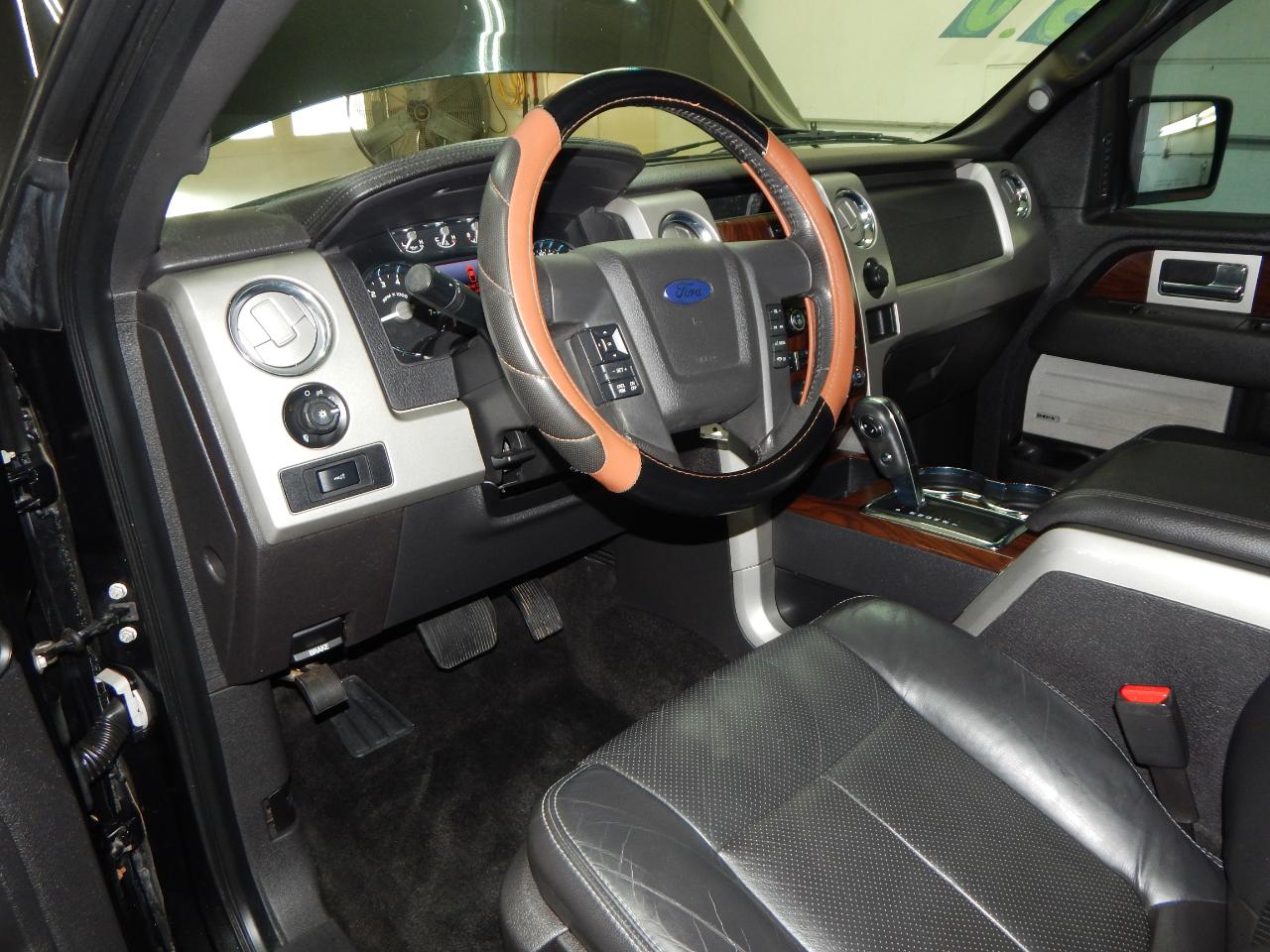 Ford F-150 4WD SuperCrew 145" Lariat 2012