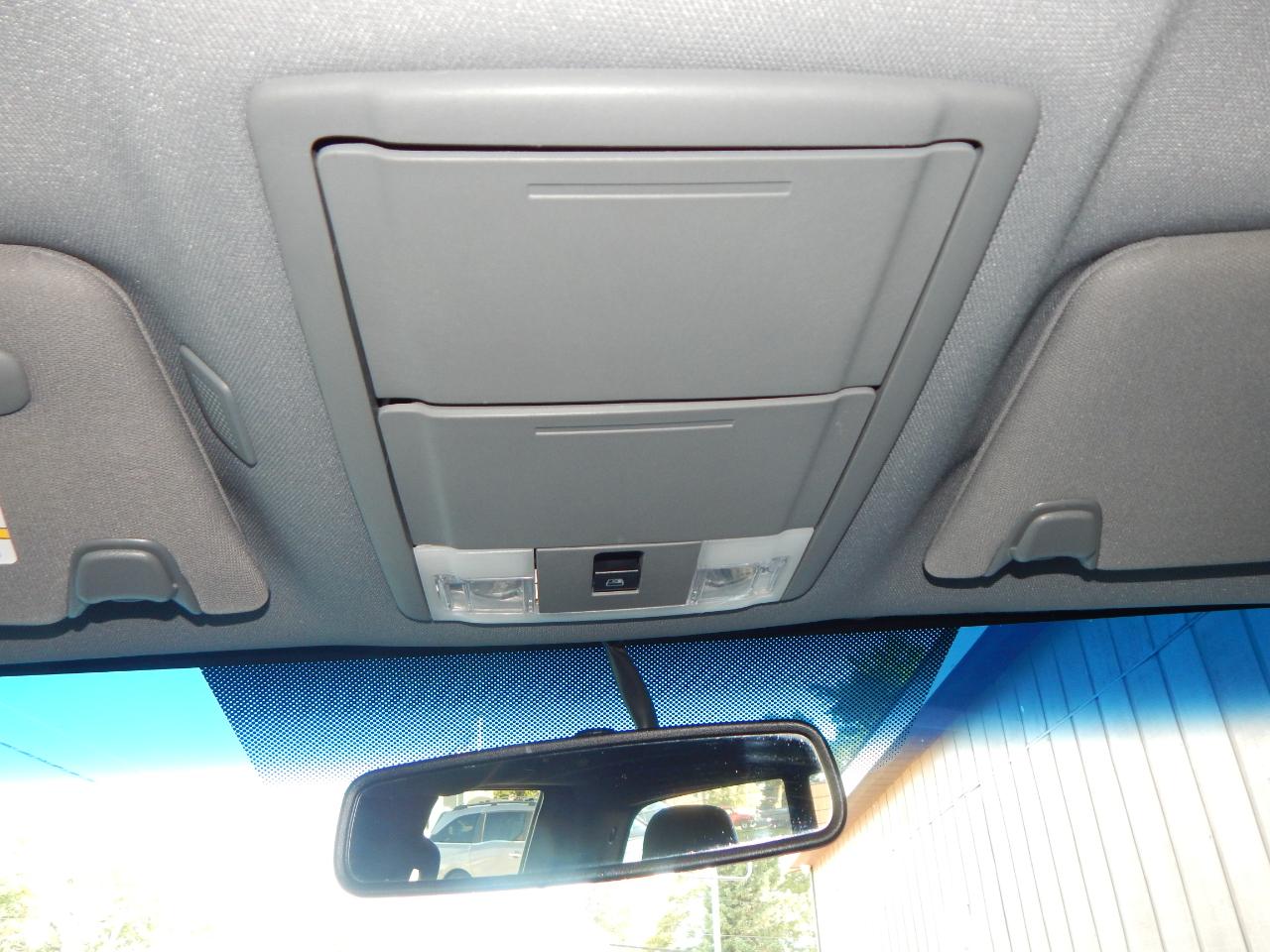 Ford F-150 4WD SuperCrew 145" Lariat 2012