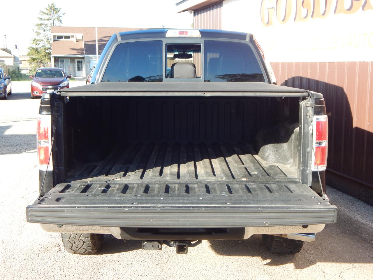 Ford F-150 4WD SuperCrew 145" Lariat 2012