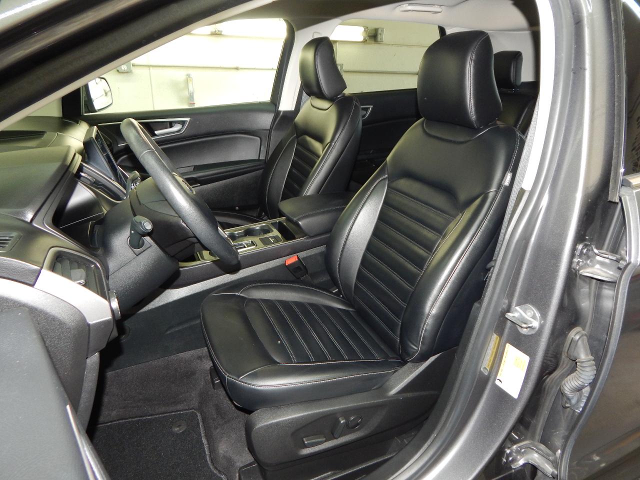 Ford Edge SEL AWD 2024