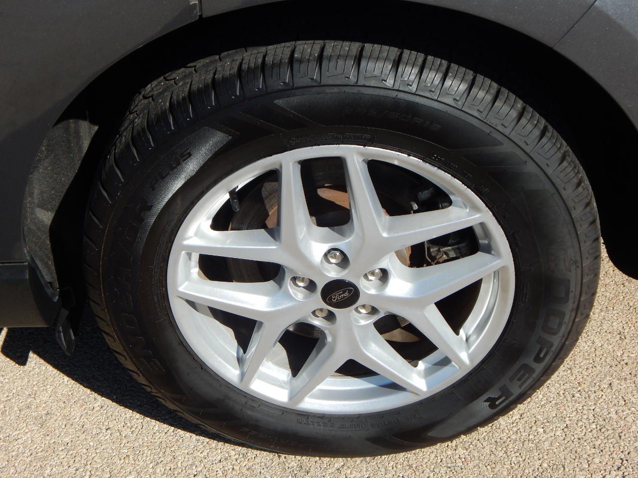 Ford Edge SEL AWD 2024