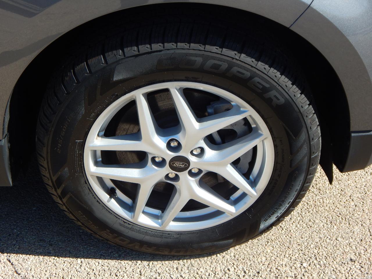 Ford Edge SEL AWD 2024