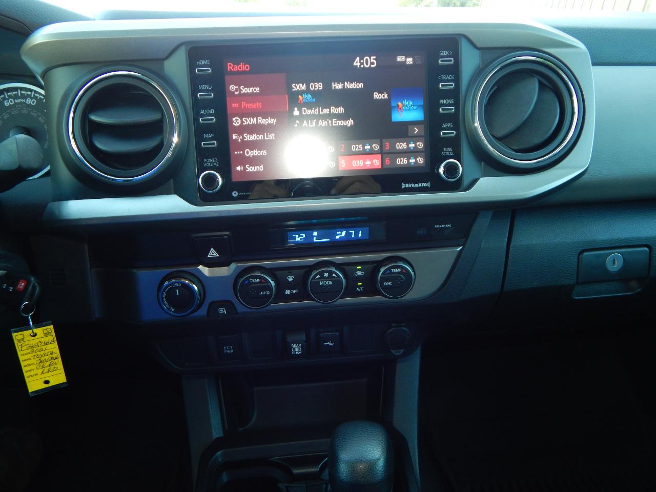 Toyota Tacoma 4WD SR5 Double Cab 5' Bed V6 AT (Natl) 2021