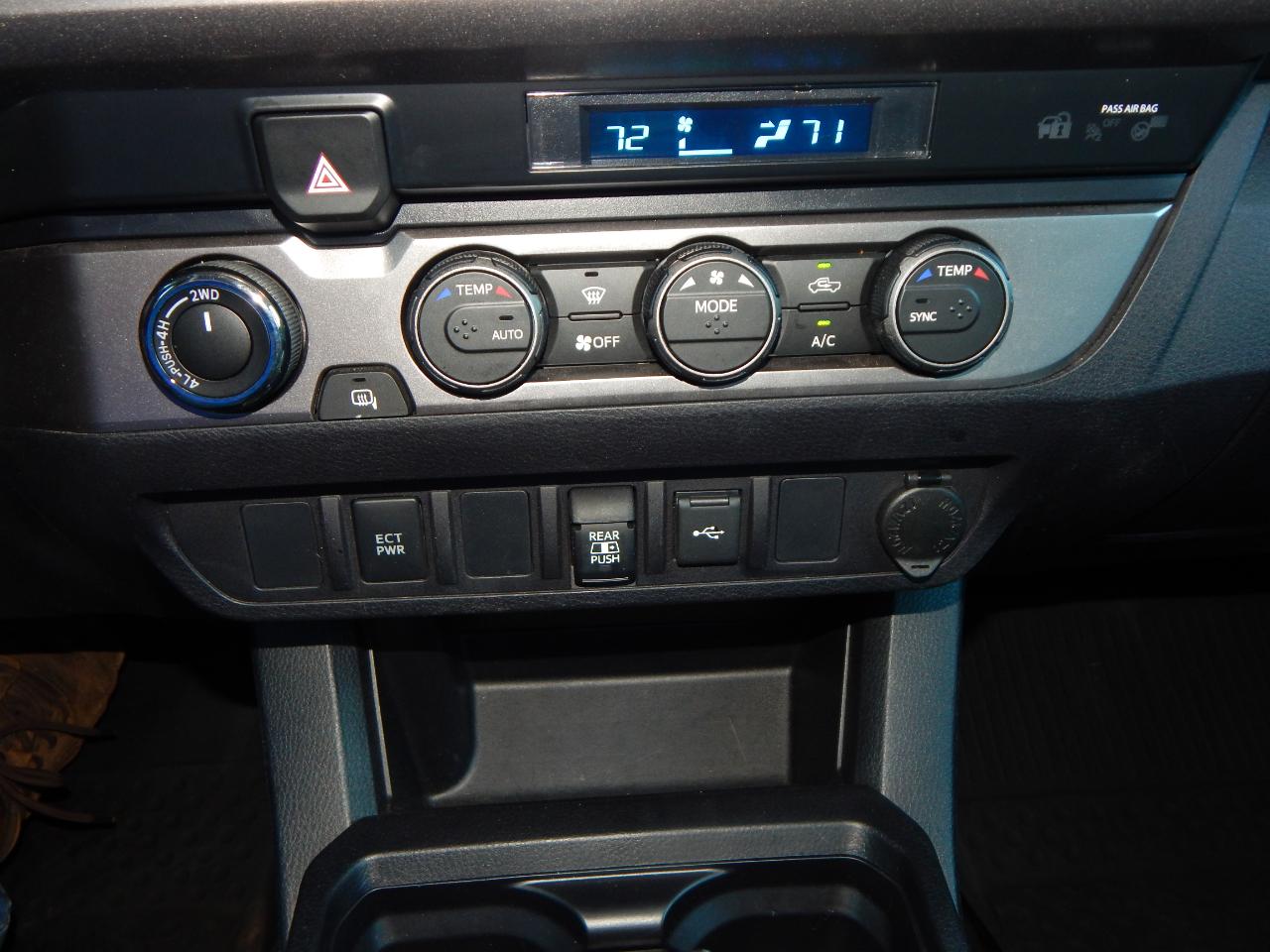 Toyota Tacoma 4WD SR5 Double Cab 5' Bed V6 AT (Natl) 2021