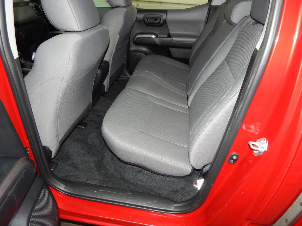 Toyota Tacoma 4WD SR5 Double Cab 5' Bed V6 AT (Natl) 2021