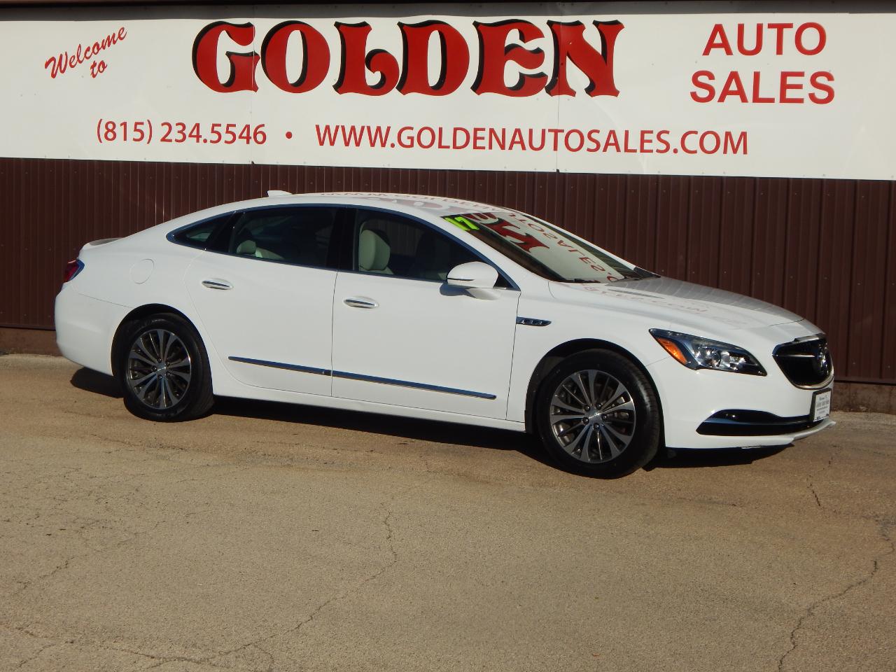 Buick LaCrosse 4dr Sdn Essence FWD 2017