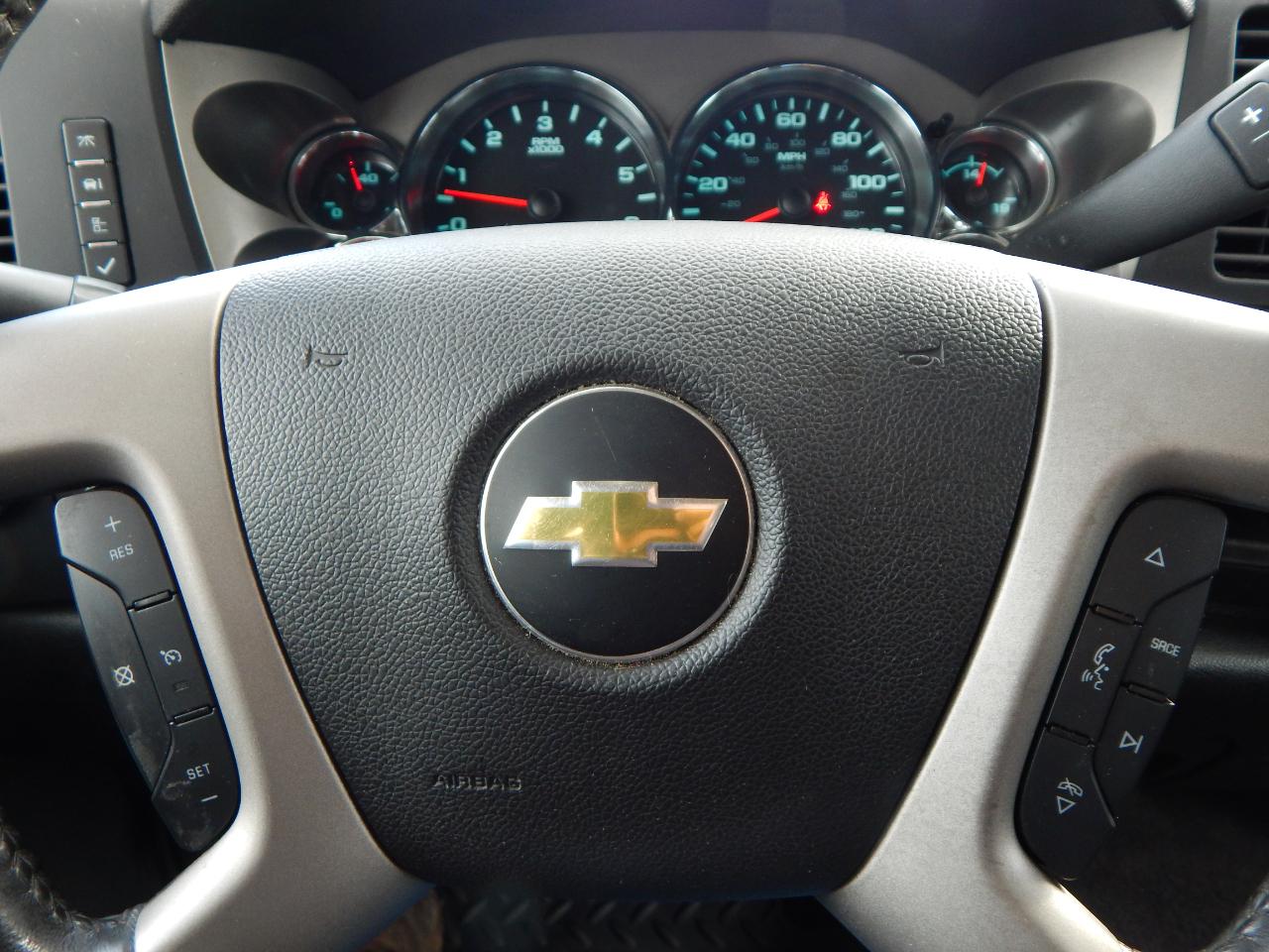 Chevrolet Silverado 1500 2WD Ext Cab 143.5" LT 2012
