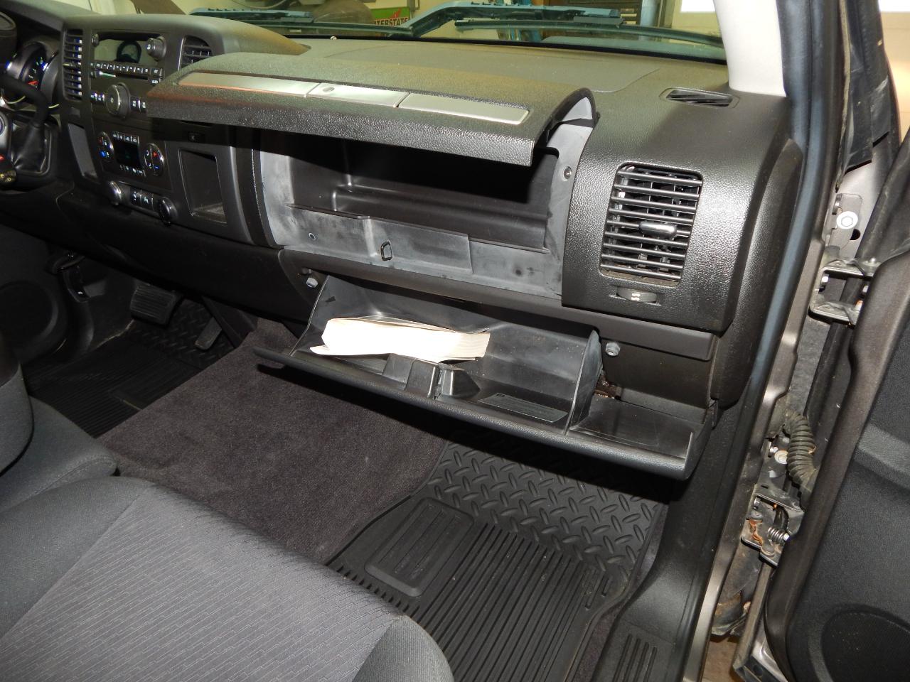Chevrolet Silverado 1500 2WD Ext Cab 143.5" LT 2012