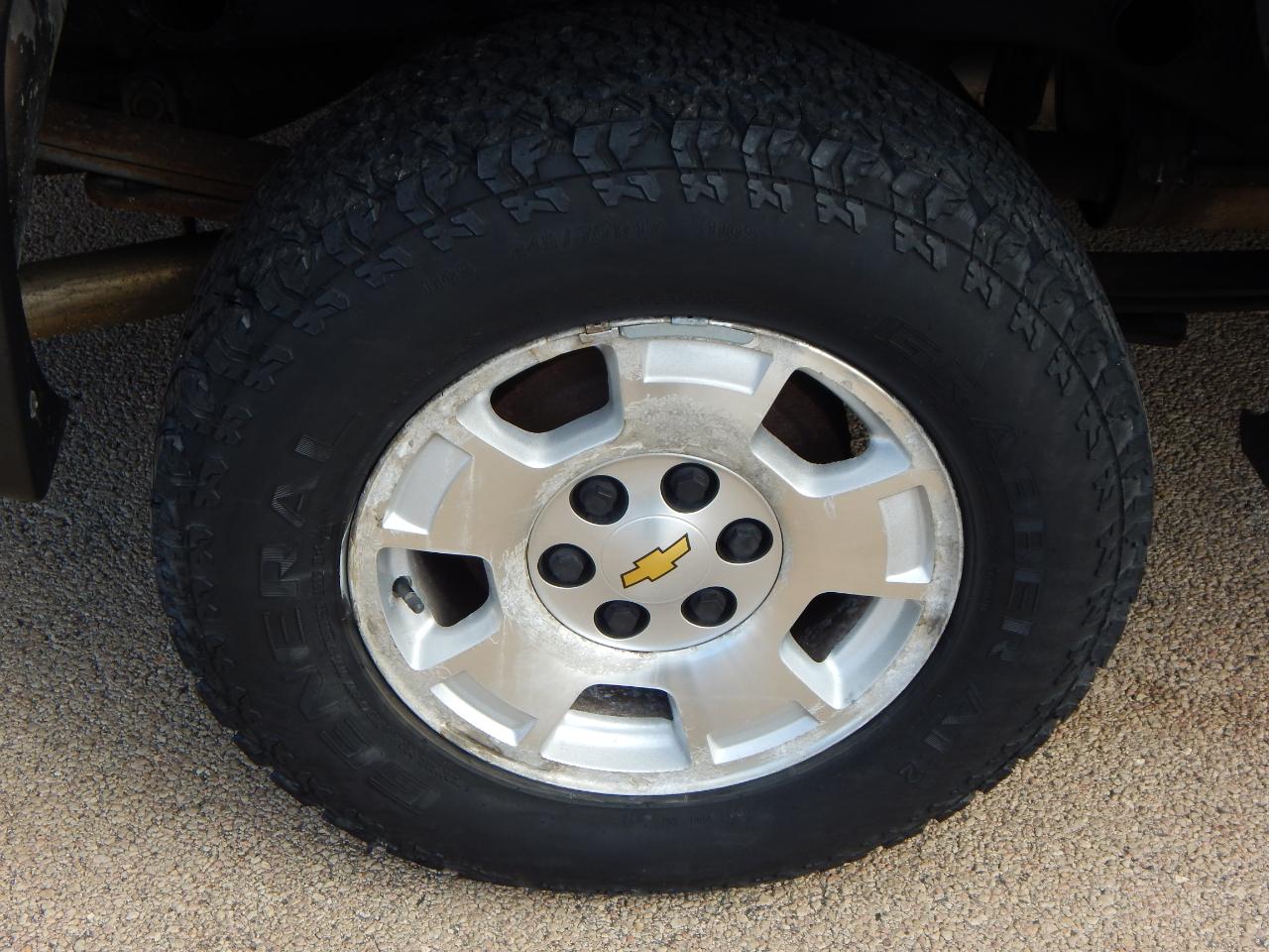 Chevrolet Silverado 1500 2WD Ext Cab 143.5" LT 2012