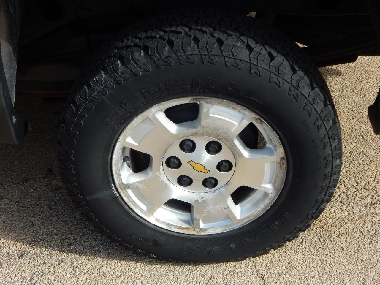 Chevrolet Silverado 1500 2WD Ext Cab 143.5" LT 2012