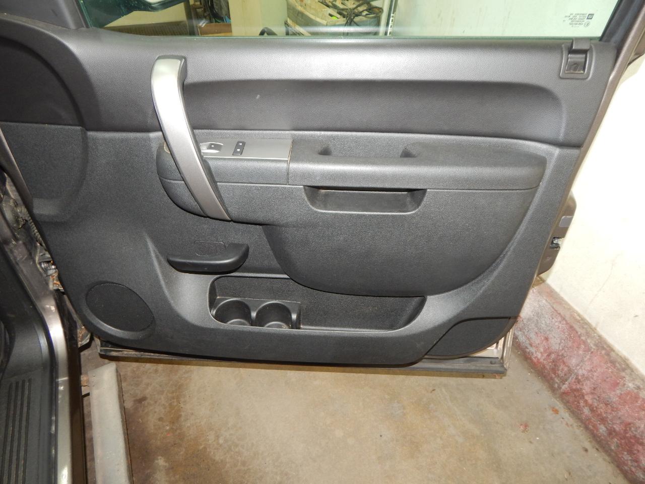 Chevrolet Silverado 1500 2WD Ext Cab 143.5" LT 2012