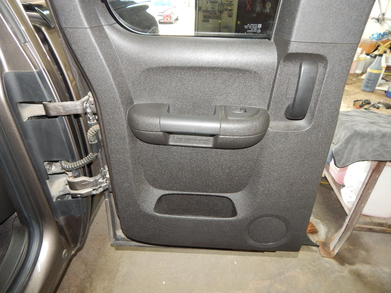 Chevrolet Silverado 1500 2WD Ext Cab 143.5" LT 2012