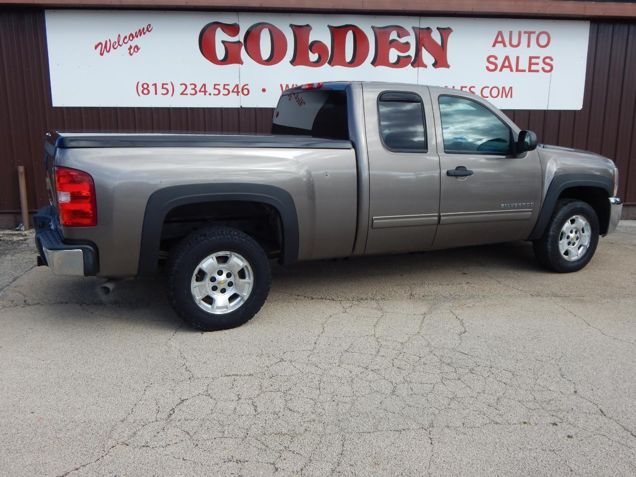 Chevrolet Silverado 1500 2WD Ext Cab 143.5" LT 2012
