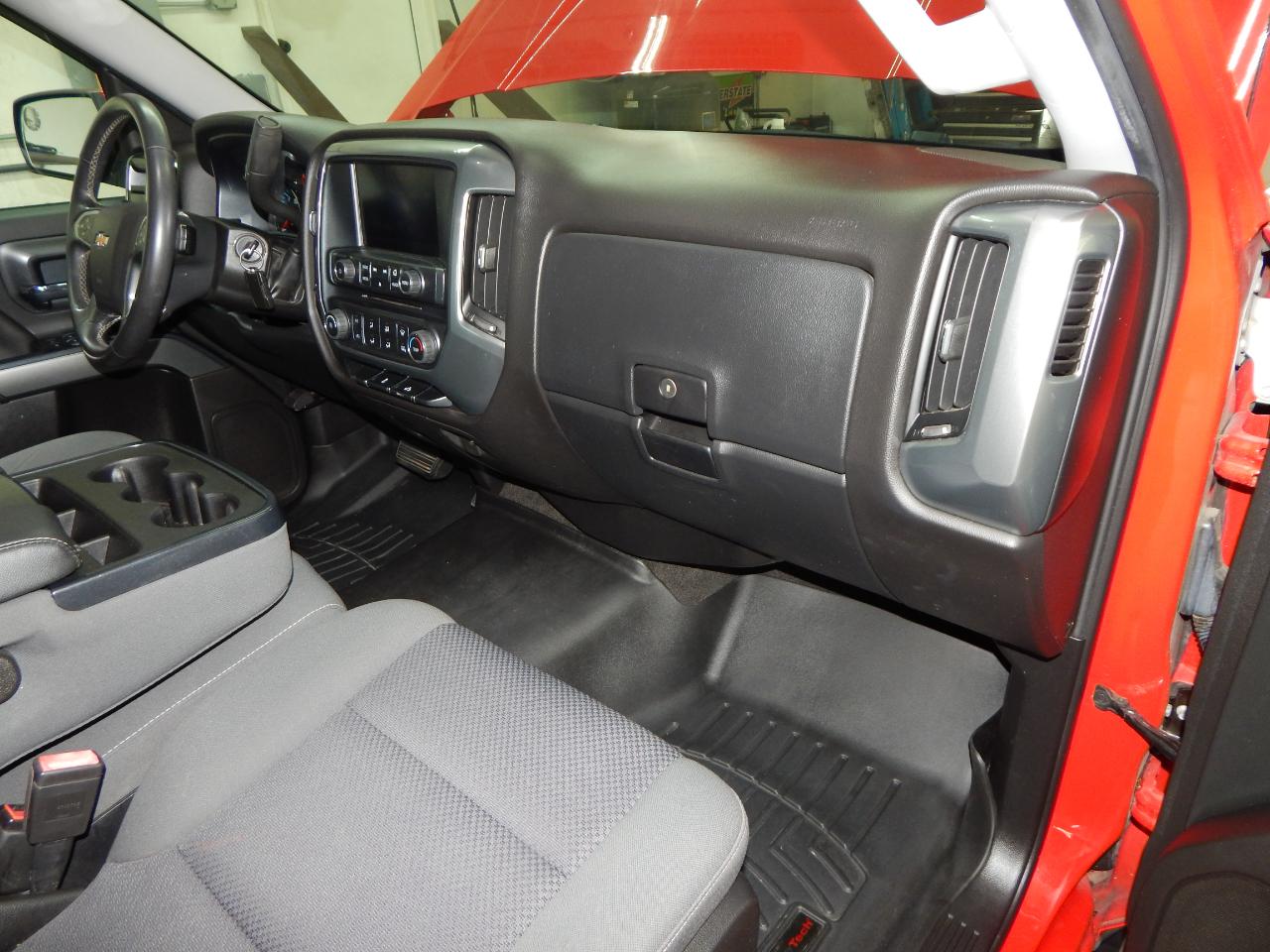 Chevrolet Silverado 1500 4WD Double Cab 143.5" LT w/1LT 2018