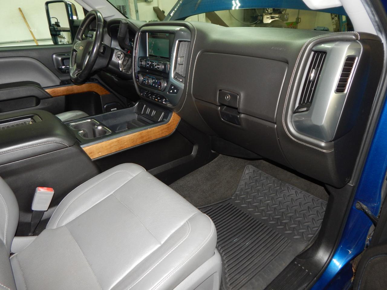 Chevrolet Silverado 2500HD 4WD Crew Cab 167.7" LTZ 2017